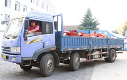 中煤集团一批工程设备将发往中铁十七局某工程段