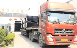 中煤集团30辆固定式矿车发往贵州六盘水