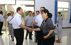 热烈欢迎省市经信委领导及新闻媒体记者莅临中煤集团参观指导