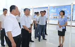 热烈欢迎高新区管委会领导一行莅临中煤集团参观指导