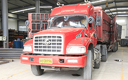 中煤集团一批矿用设备发往银川