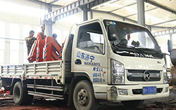 中煤集团一批铁路设备发往内蒙古包头市