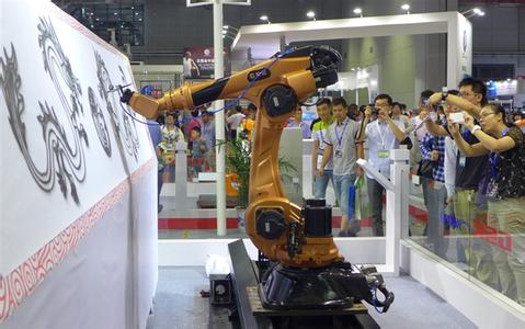 智能制造助推工程机械优化工艺