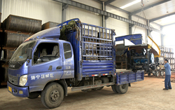 中煤集团一批扒渣机成功发往内蒙古