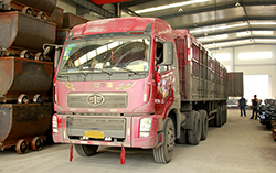 中煤集团一批矿用平板车发往山西怀仁