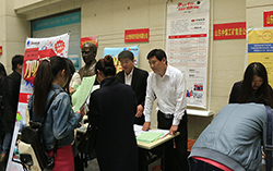 中煤集团应邀参加第二届山东省驻济高校电子商务专场招聘会