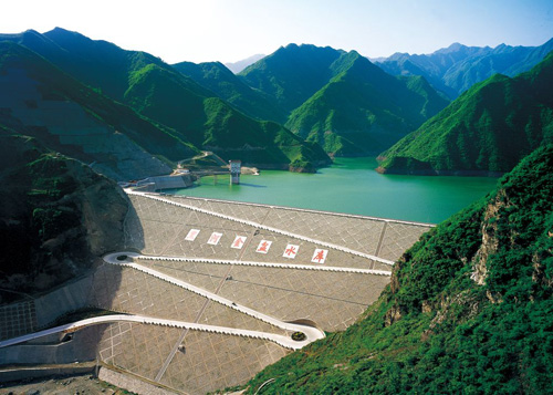 着眼水生态深入推进水利建设 2016年投资将超8000亿