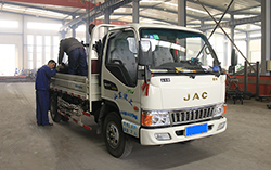 中煤集团一批阻车器发往邹城市某矿