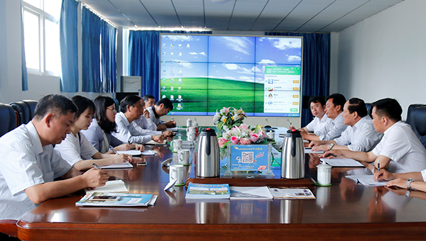 热烈欢迎高新区领导一行莅临中煤集团考察调研