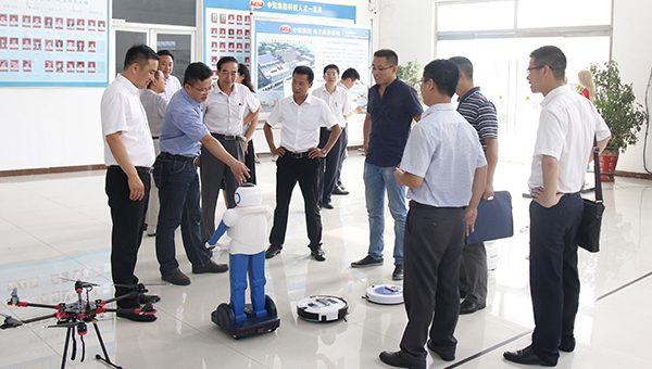 热烈欢迎柳州市领导一行莅临中煤集团参观考察