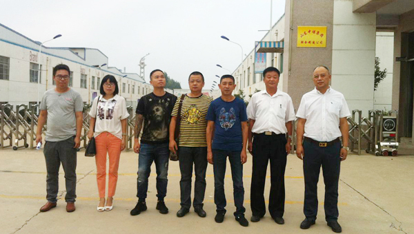 热烈祝贺山东中煤集团与山东某大型重工装备集团达成战略合作联盟