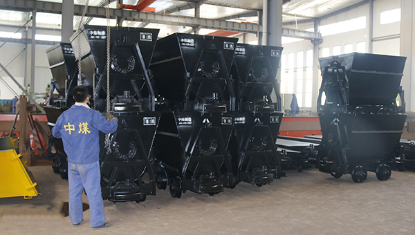 中煤集团一批矿用设备发往山西忻州