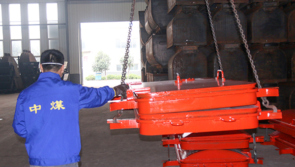 中煤集团一批避难硐室门发往陕西延安