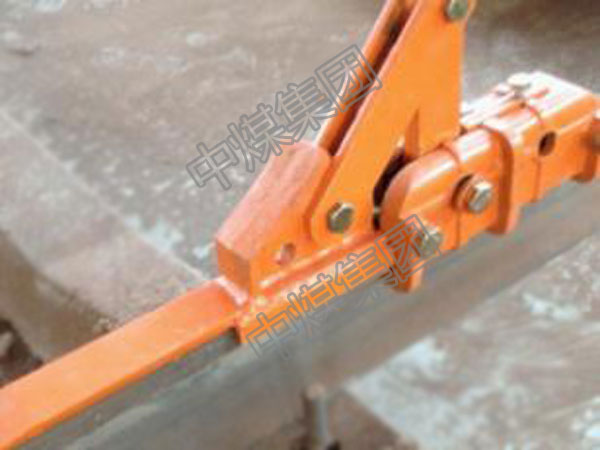 中煤热销产品推荐之滑动升降式月牙挡车器