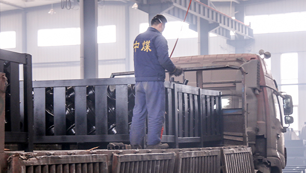 中煤集团国际贸易公司一批矿车轮经黄岛港出口阿联酋