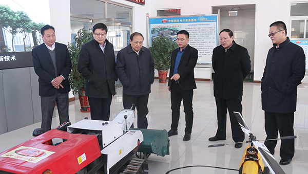 热烈欢迎市人大常委会党组书记、第一副主任周洪一行莅临中煤集团参观调研