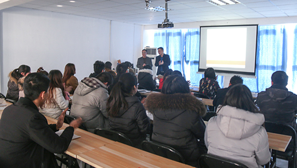 中煤集团与山东合创重工公司产品交流会举行