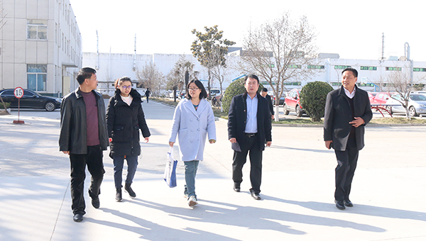 热烈欢迎高新区人事处领导莅临济宁市工信商务职业培训学校现场评审