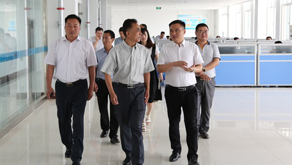 热烈欢迎济宁市商务局姚局长一行莅临中煤集团参观考察