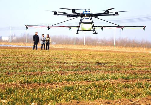 植保无人机迎增长机遇 飞手短缺问题亟需解决