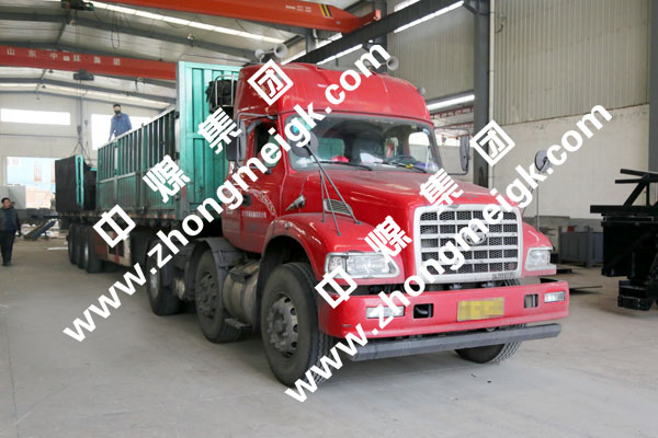 中煤集团一批矿用平板车发往山西晋中