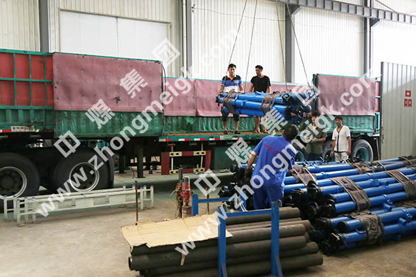 中煤集团一批单体液压支柱发往四川广阳