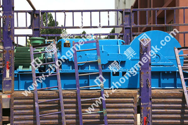 中煤集团一批绞车设备发往河南登封