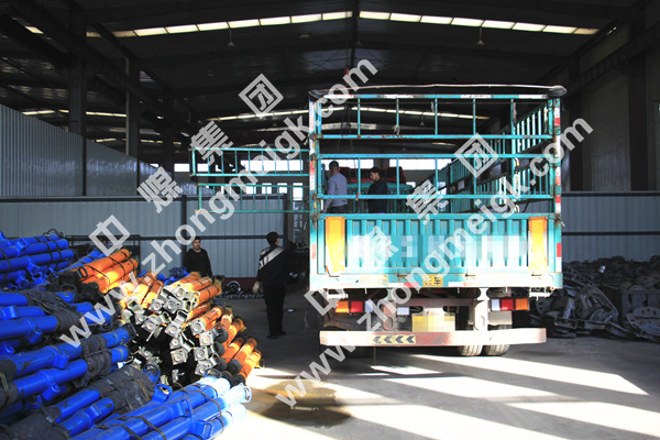 中煤集团一批单体液压支柱发往云南